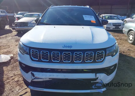 2025 Jeep Compass Limited 4X4 from USA, damaged, VIN 3C4NJDCN4ST613634
